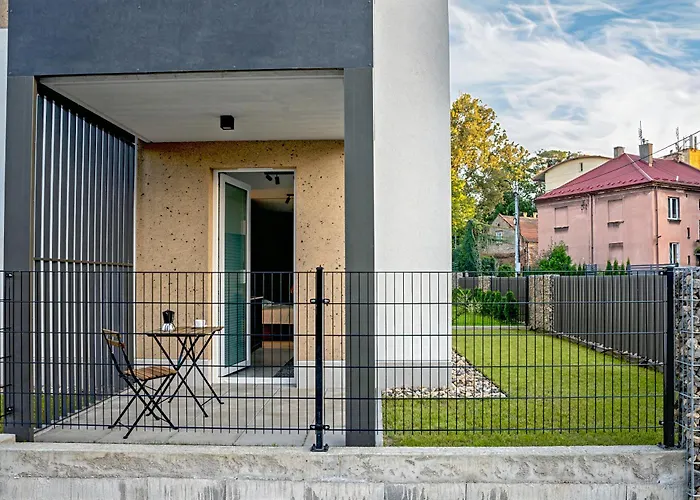 Ur4N Apartment - Heltmana